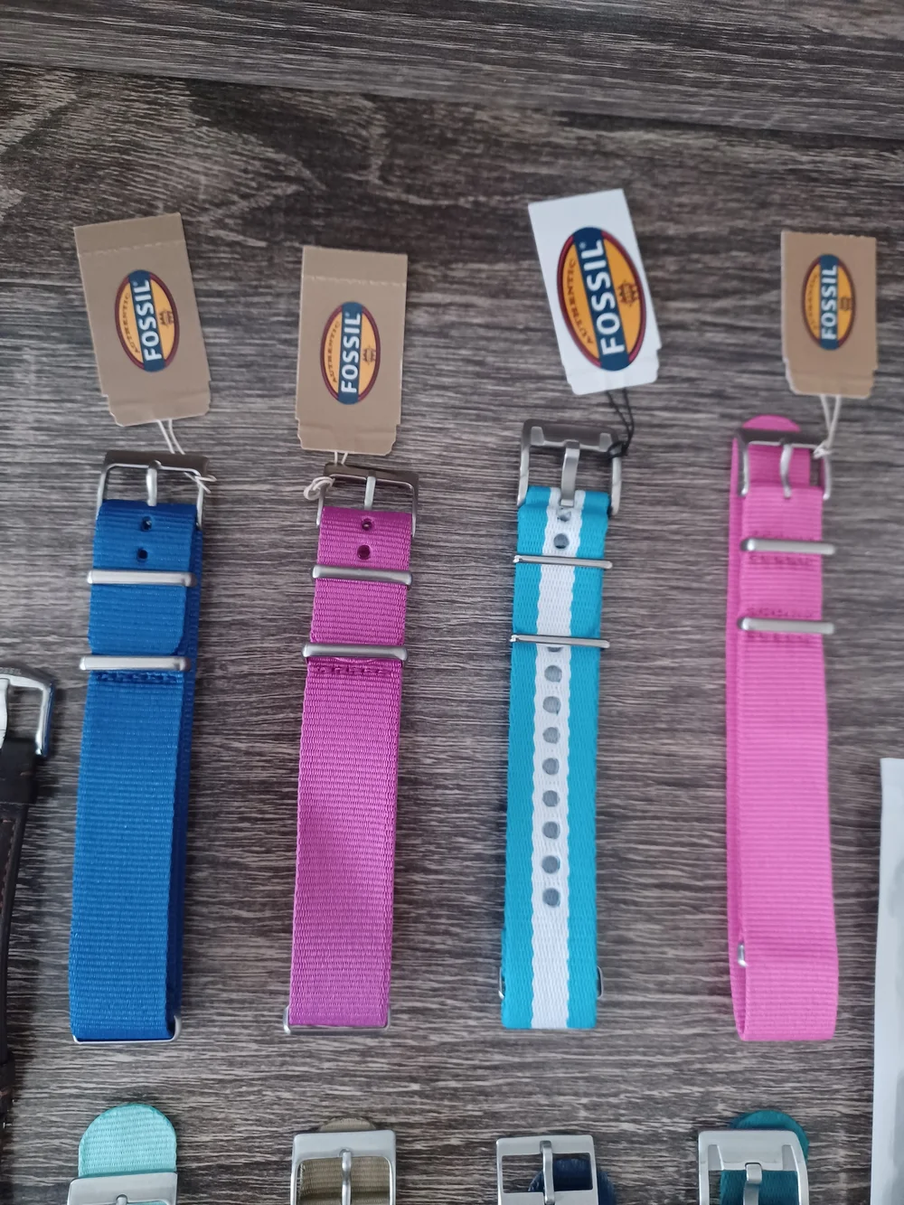 10 Smart Watch Bands (8 Fossil) - 18mm